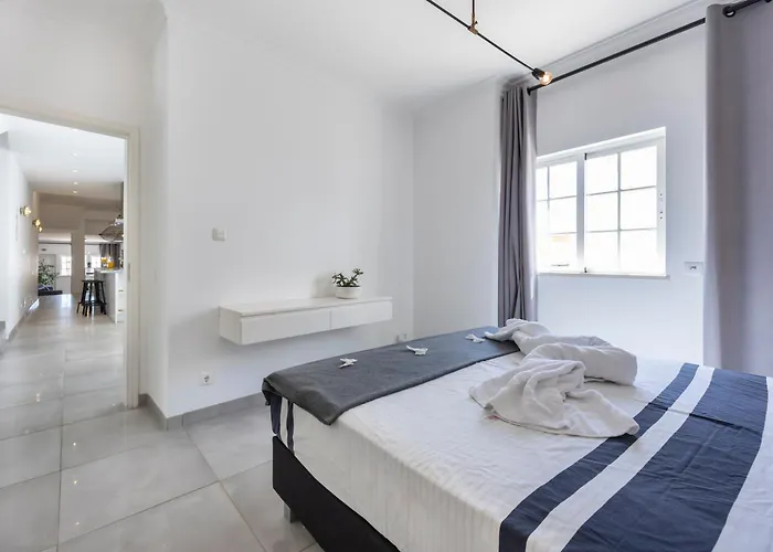 Villa Casa Da Praca - Do Bispo, Algarve