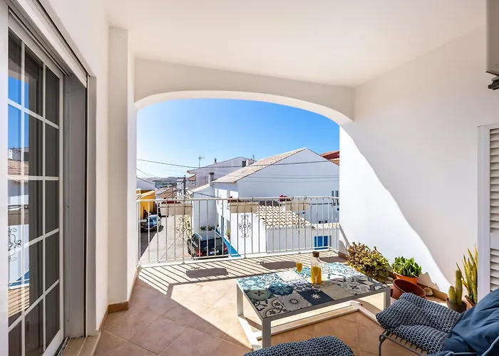 Casa Da Praca - Do Bispo, Algarve * Vila do Bispo