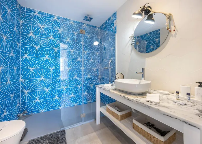 Casa Da Praca - Do Bispo, Algarve Villa *