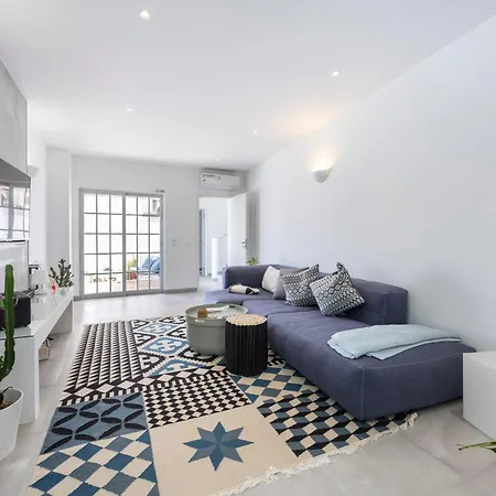 Casa Da Praca - Do Bispo, Algarve