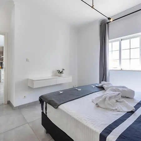 Villa Casa Da Praca - Do Bispo, Algarve