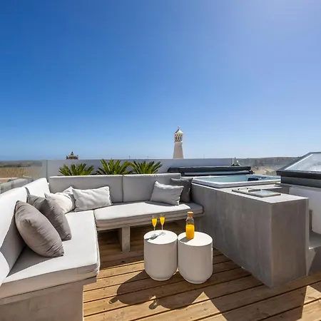 Casa Da Praca - Do Bispo, Algarve Villa