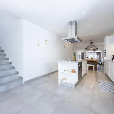 Casa Da Praca - Do Bispo, Algarve